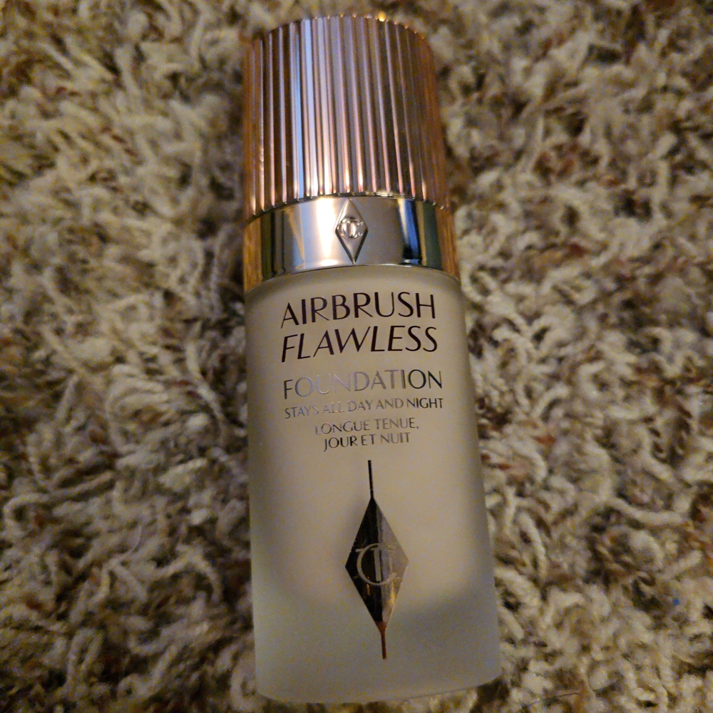 Charlotte Tilbury Airbrush Flawless Foundation - Cream